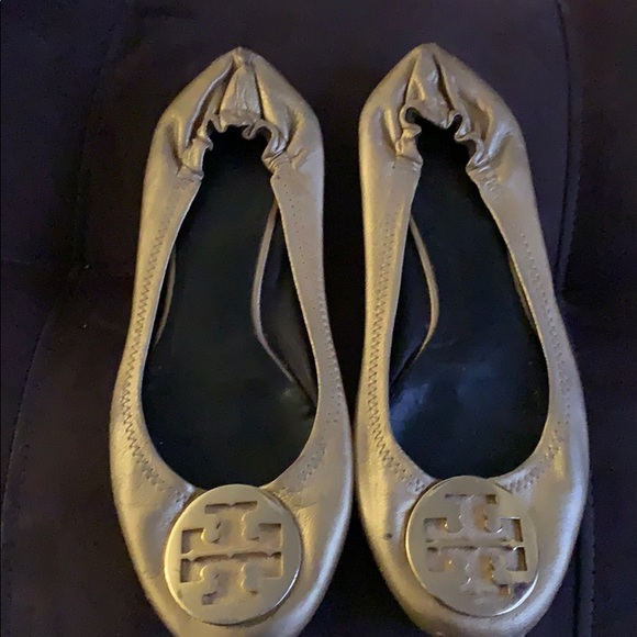 Tory Burch leather Gold Reva flats 9 - Picture 6 of 7